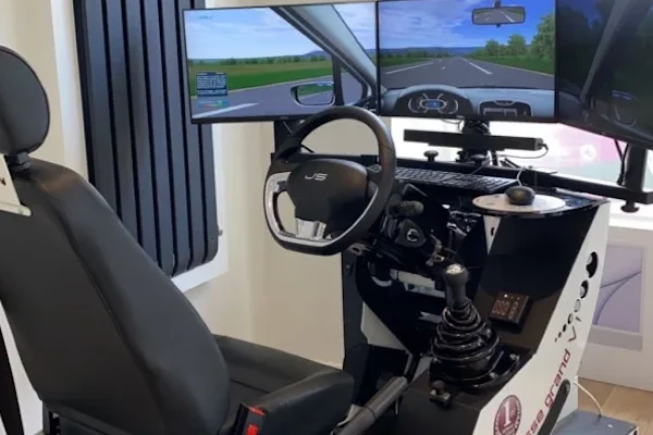 Auto-école INRI'S La Courneuve - simulateur